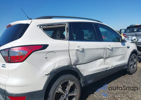 2018 Ford Escape Sel из США, поврежденный, VIN 1FMCU0HD2JUC44800